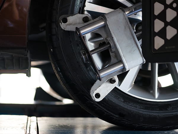 How to Maintain Proper Wheel Alignment